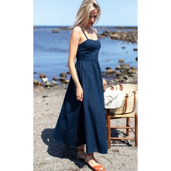 Emerson Fry Dresses & Skirts - NWT Emerson Fry FLORENTINE DRESS - NAVY SEERSUCKER Sz. 6
